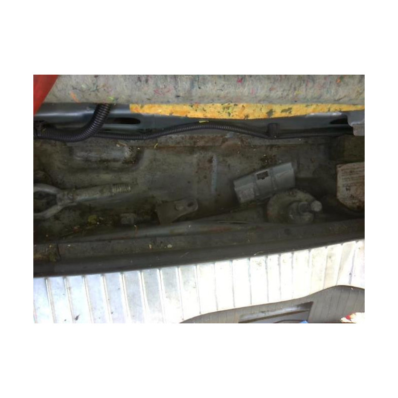 Etrier arriere gauche (freinage) OPEL ZAFIRA B PHASE 2 d’occasion