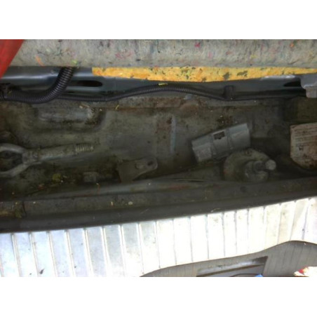 Etrier arriere gauche (freinage) OPEL ZAFIRA B PHASE 2 d’occasion