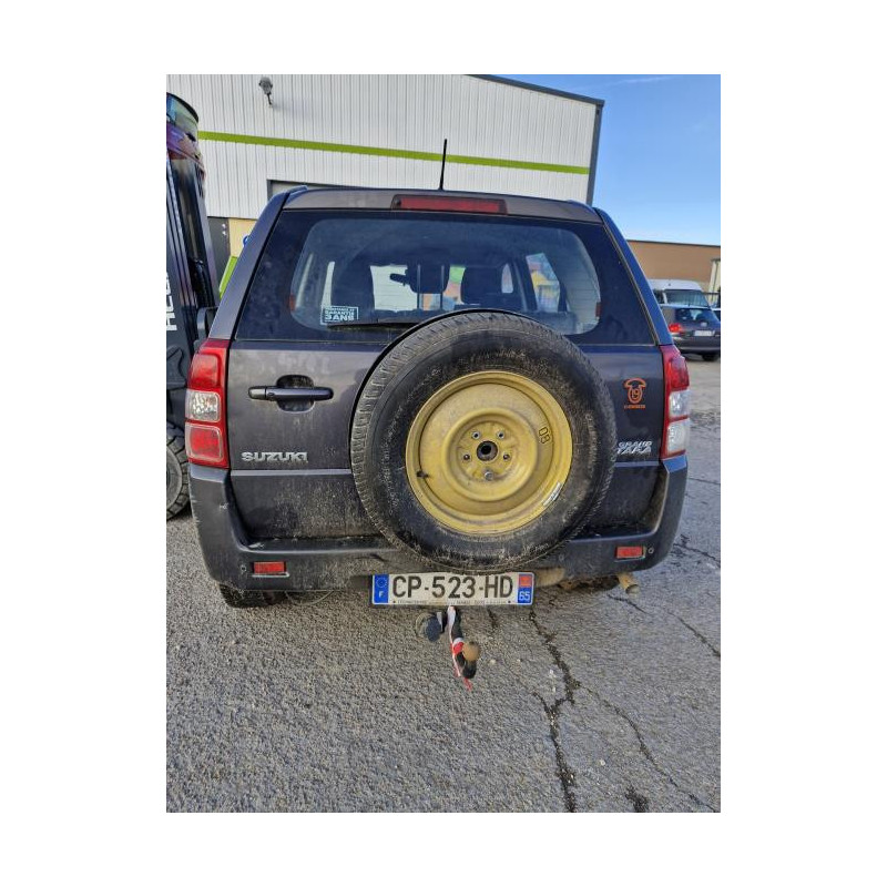 Fusee arriere droit SUZUKI GRAND VITARA 2 PHASE 2 d’occasion