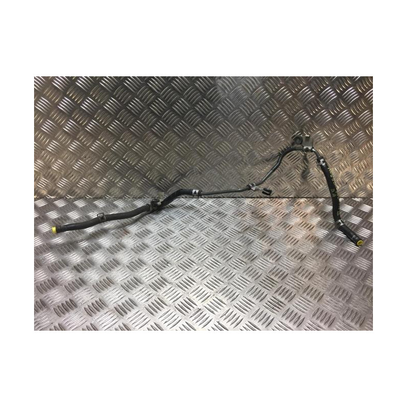 Tuyau hydraulique de direction assistee TOYOTA AVENSIS 2 PHASE 2 d’occasion