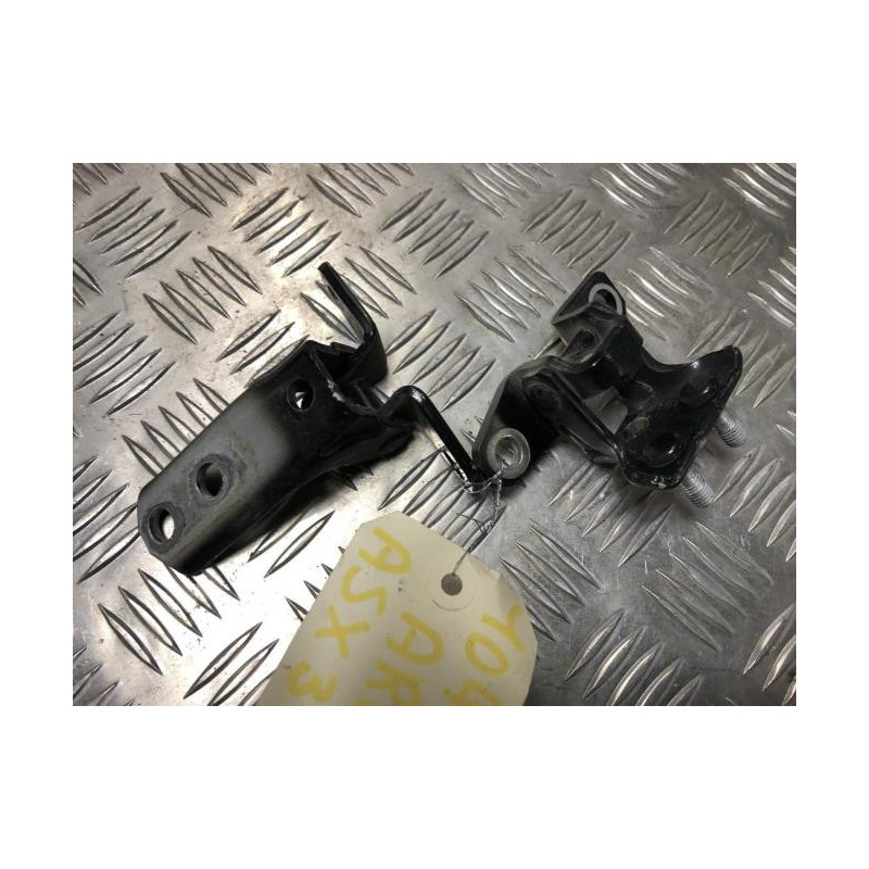 Charniere de porte arriere gauche MITSUBISHI ASX PHASE 3 d’occasion