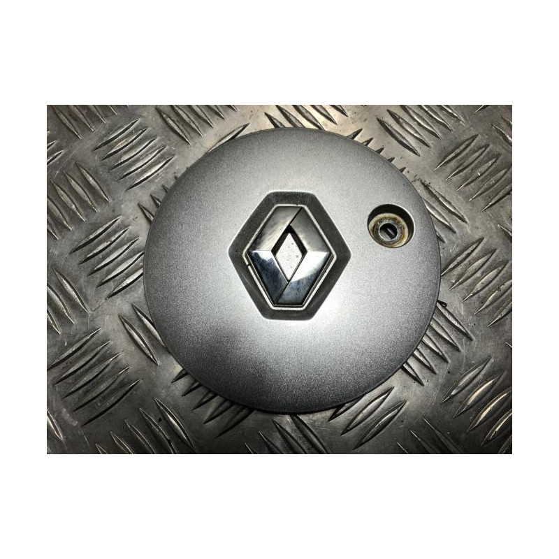 Enjoliveur RENAULT  d’occasion