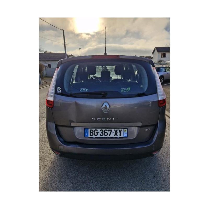 Attache ceinture arriere centrale RENAULT GRAND SCENIC 3 PHASE 1 d’occasion