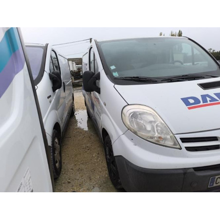 Support etrier frein (chape) avant droit NISSAN PRIMASTAR 1 PHASE 2 d’occasion