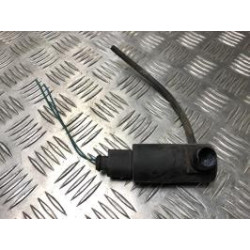 Pompe lave glace avant TOYOTA YARIS 2 PHASE 1 d’occasion