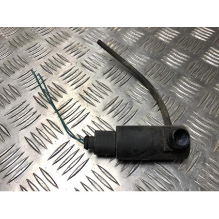 Pompe lave glace avant TOYOTA YARIS 2 PHASE 1 d’occasion