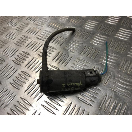 Pompe lave glace avant TOYOTA YARIS 2 PHASE 1 d’occasion