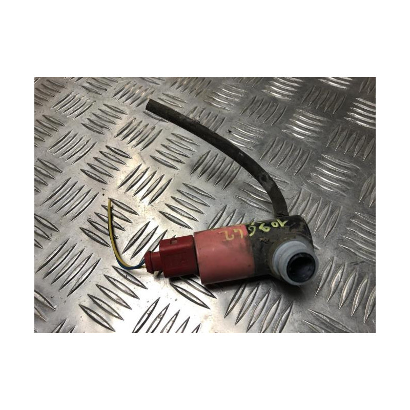 Pompe lave glace avant TOYOTA YARIS 2 PHASE 1 d’occasion