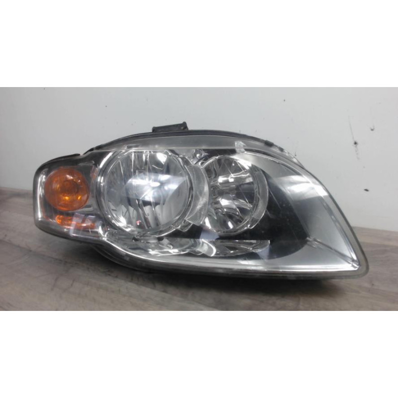 Optique avant principal droit (feux)(phare) AUDI A4 2 PHASE 2 d’occasion