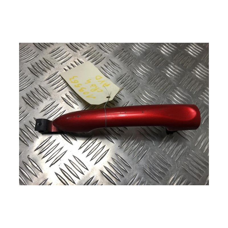 Poignee porte avant droit RENAULT CLIO 4 PHASE 1 d’occasion