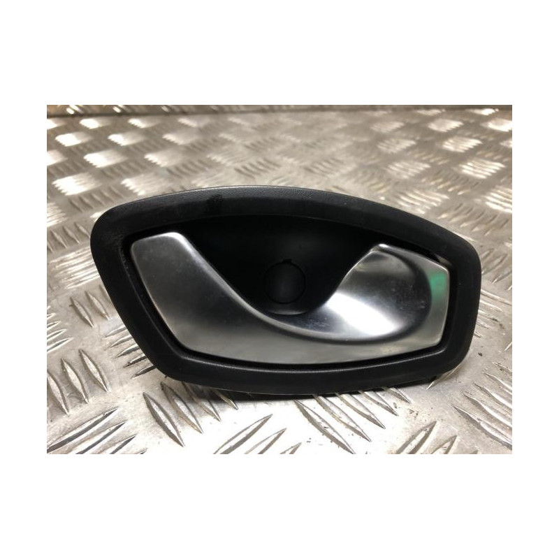 Poignee interieur avant droit RENAULT CLIO 4 PHASE 1 d’occasion