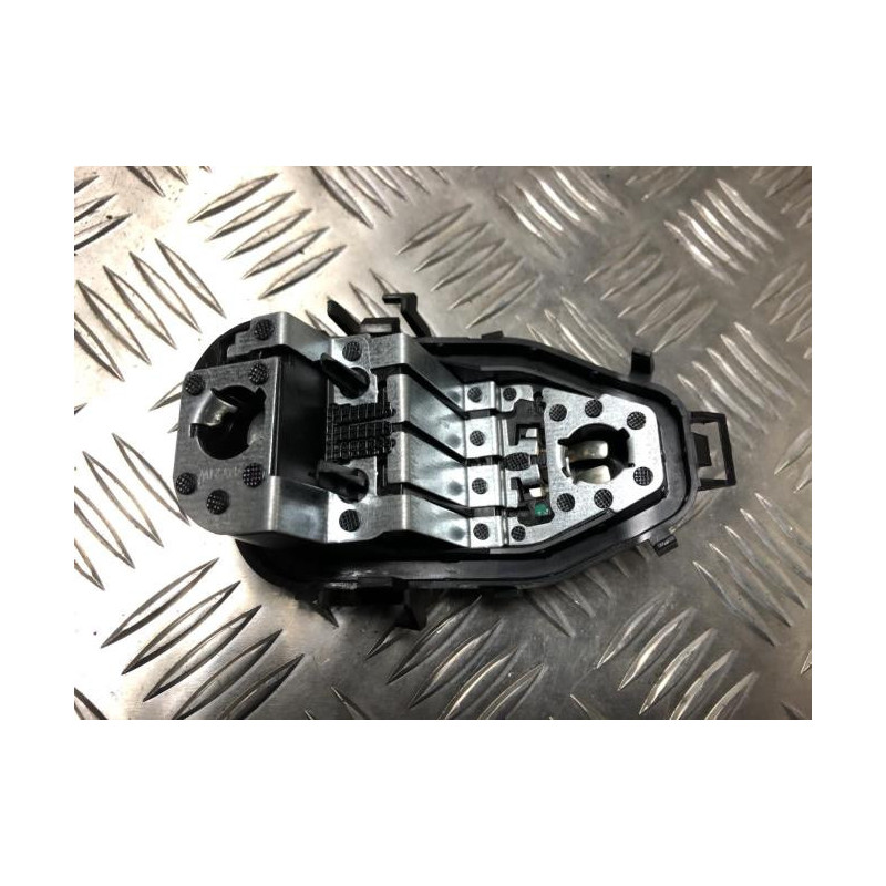 Platine feu arriere droit RENAULT CLIO 4 PHASE 1 d’occasion