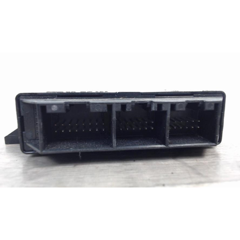 Boitier d'aide au stationnement AUDI A3 2 PHASE 1 d’occasion