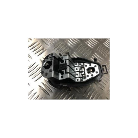 Platine feu arriere gauche RENAULT CLIO 4 PHASE 1 d’occasion