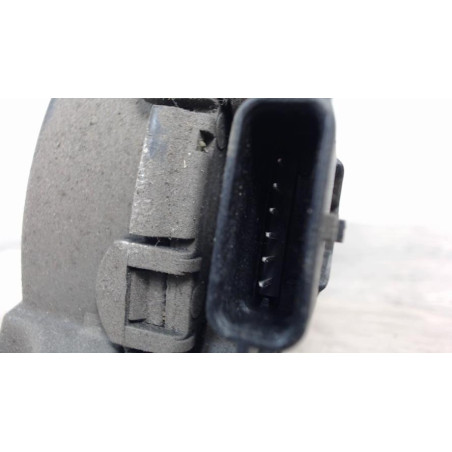 Pedale d'embrayage RENAULT TWINGO 2 PHASE 1 d’occasion