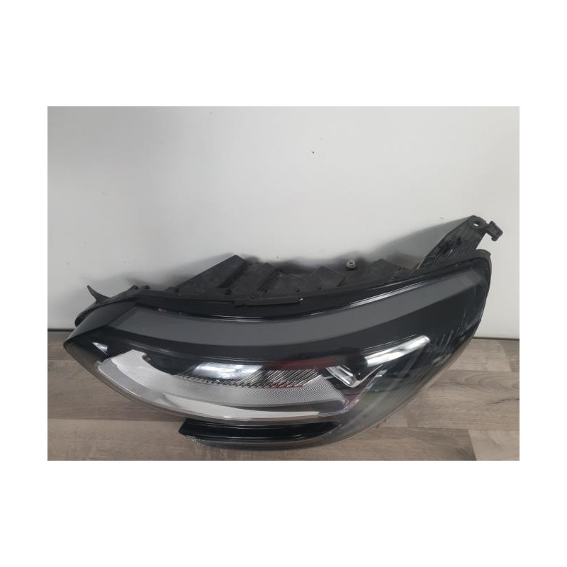 Optique avant principal gauche (feux)(phare) RENAULT MEGANE 4 PHASE 1 d’occasion
