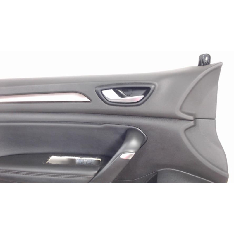 Panneau de porte avant gauche RENAULT MEGANE 4 PHASE 1 d’occasion