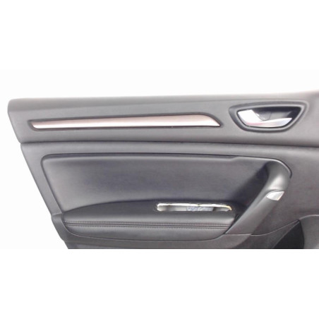 Panneau de porte avant gauche RENAULT MEGANE 4 PHASE 1 d’occasion