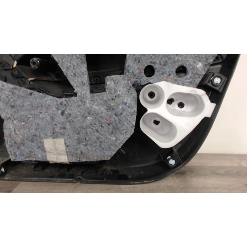 Panneau de porte avant gauche RENAULT MEGANE 4 PHASE 1 d’occasion