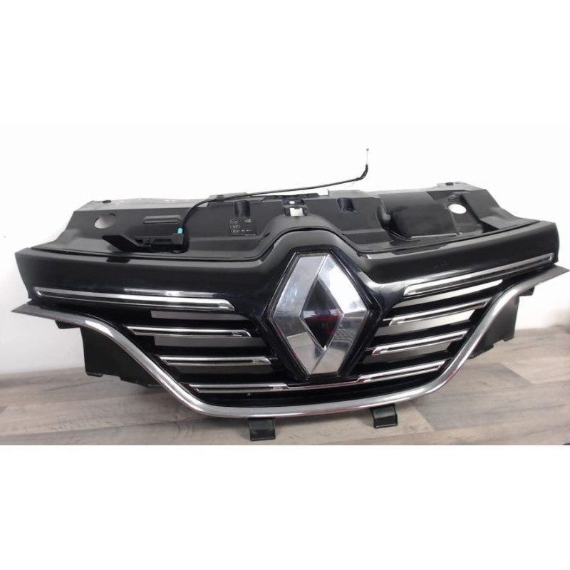 Calandre RENAULT MEGANE 4 PHASE 1 d’occasion