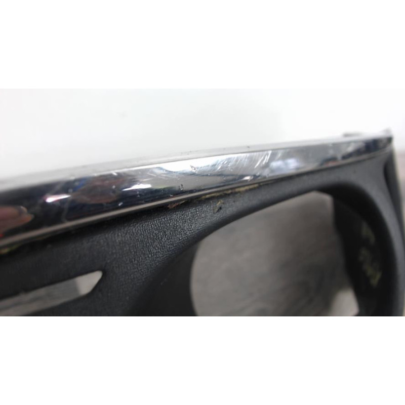 Enjoliveur anti brouillard RENAULT MEGANE 4 PHASE 1 d’occasion