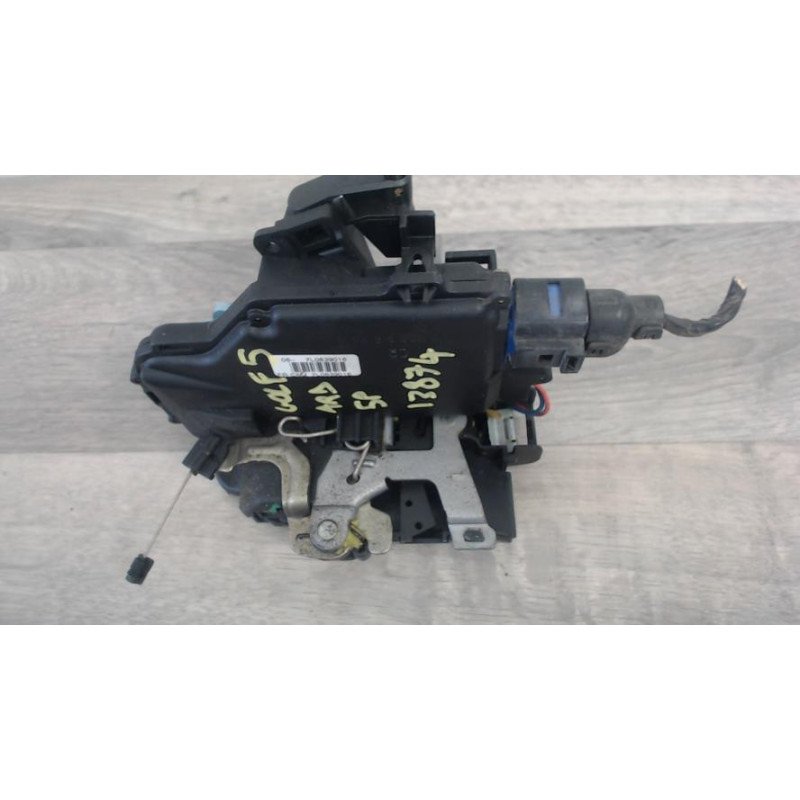 Serrure arriere droit VOLKSWAGEN GOLF 5 d’occasion