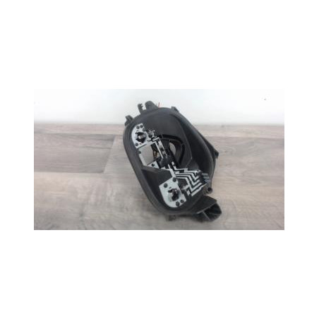 Platine feu arriere gauche PEUGEOT 208 1 PHASE 2 d’occasion