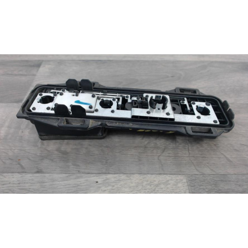 Platine feu arriere droit PEUGEOT 307 PHASE 1 BREAK d’occasion