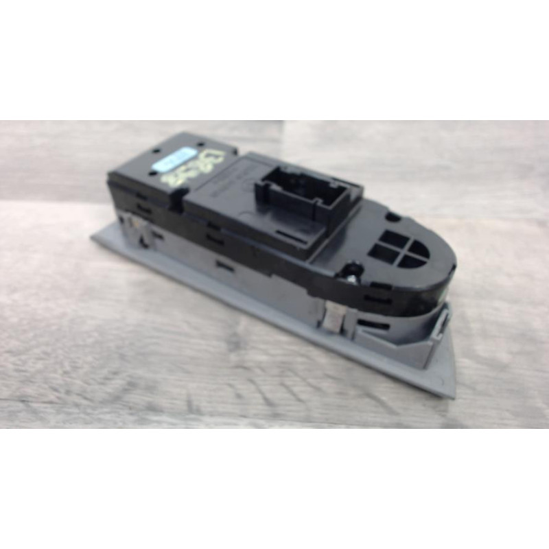 Interrupteur de leve vitre avant gauche BMW SERIE 3 E90 PHASE 1 d’occasion