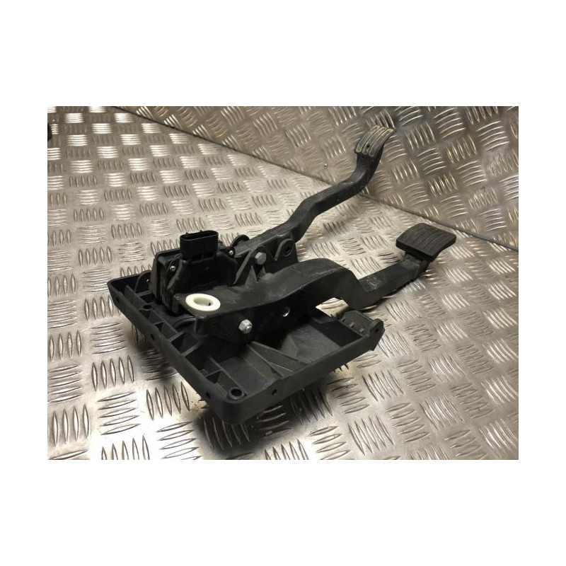 Pedalier LIGIER PROFESSIONAL M.GO 0.5 DCI RéVOLUTION d’occasion