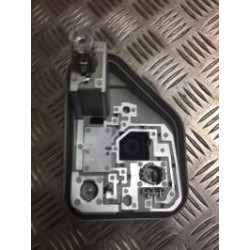 Platine feu arriere droit PEUGEOT 208 2 d’occasion