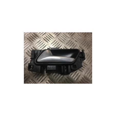 Poignee interieur avant gauche PEUGEOT 208 2 d’occasion
