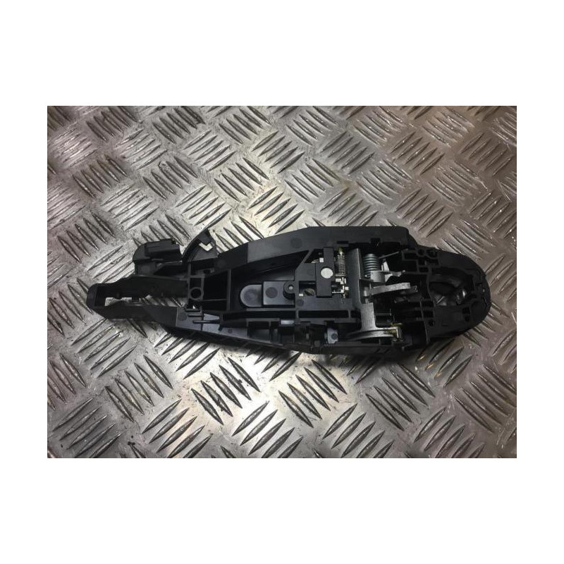 Support poignee porte avant gauche PEUGEOT 208 2 d’occasion
