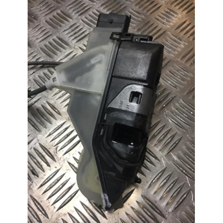 Serrure avant gauche PEUGEOT 208 2 d’occasion