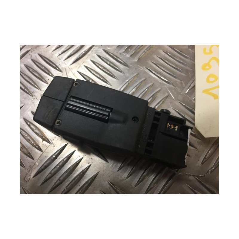 Commande autoradio RENAULT CLIO 4 PHASE 1 d’occasion