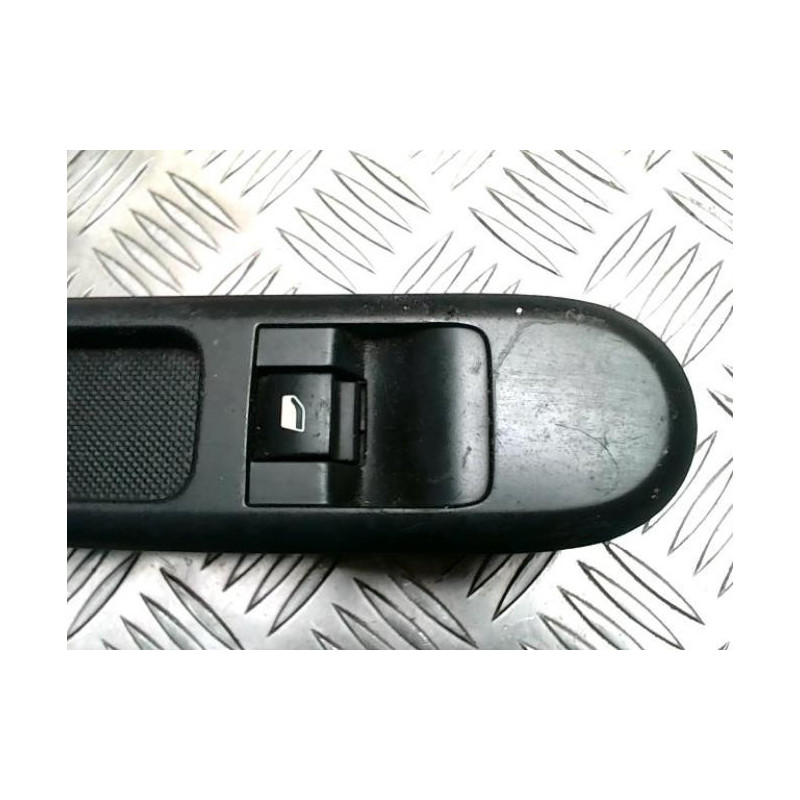Interrupteur de leve vitre avant droit PEUGEOT 3008 1 PHASE 1 d’occasion