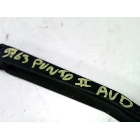 Bras essuie glace avant droit FIAT PUNTO 2 PHASE 1 d’occasion