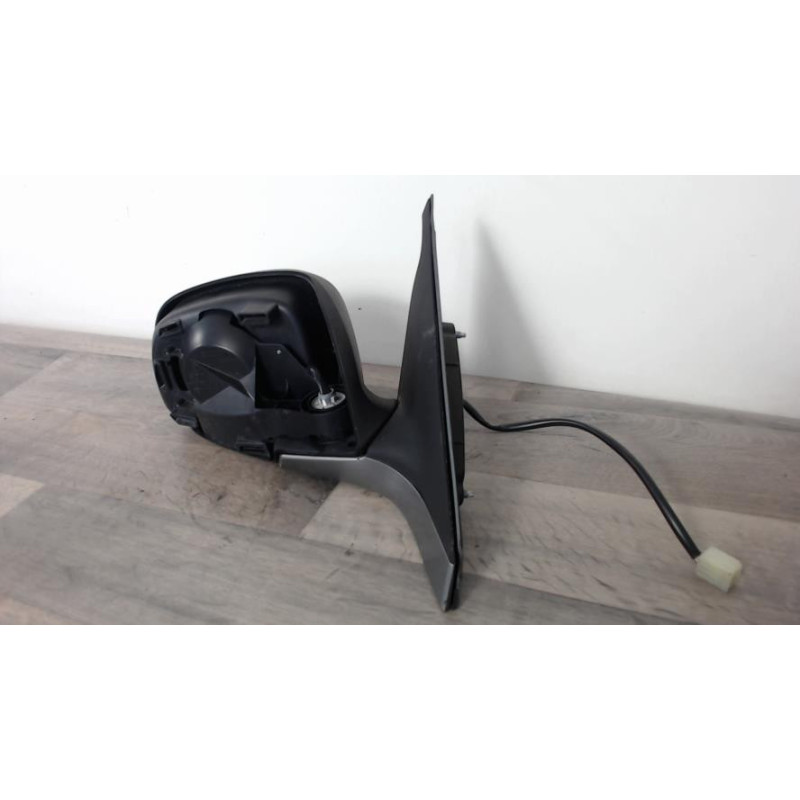 Retroviseur droit SUZUKI SWIFT 3 d’occasion