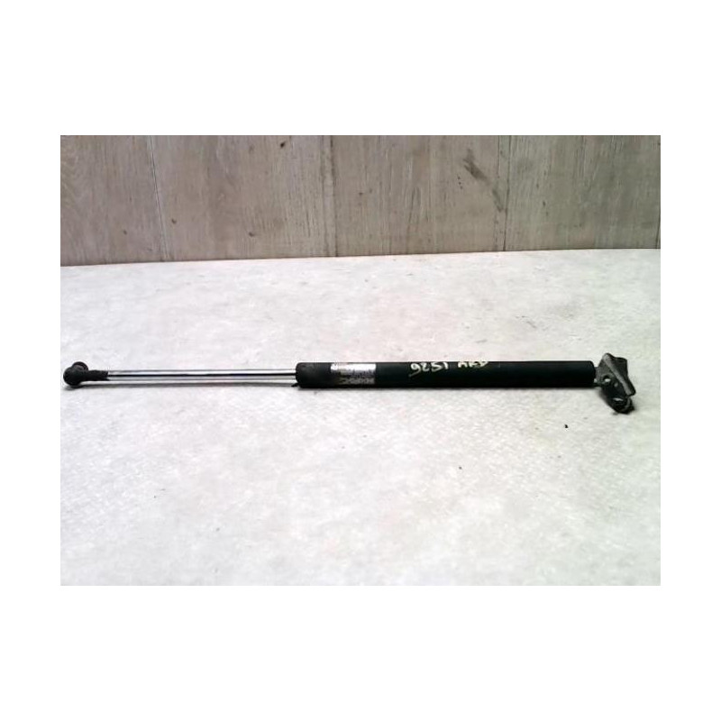 Verin de coffre droit MAZDA 6 1 PHASE 2 BREAK d’occasion