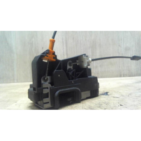 Serrure avant droit OPEL CORSA C PHASE 2 d’occasion