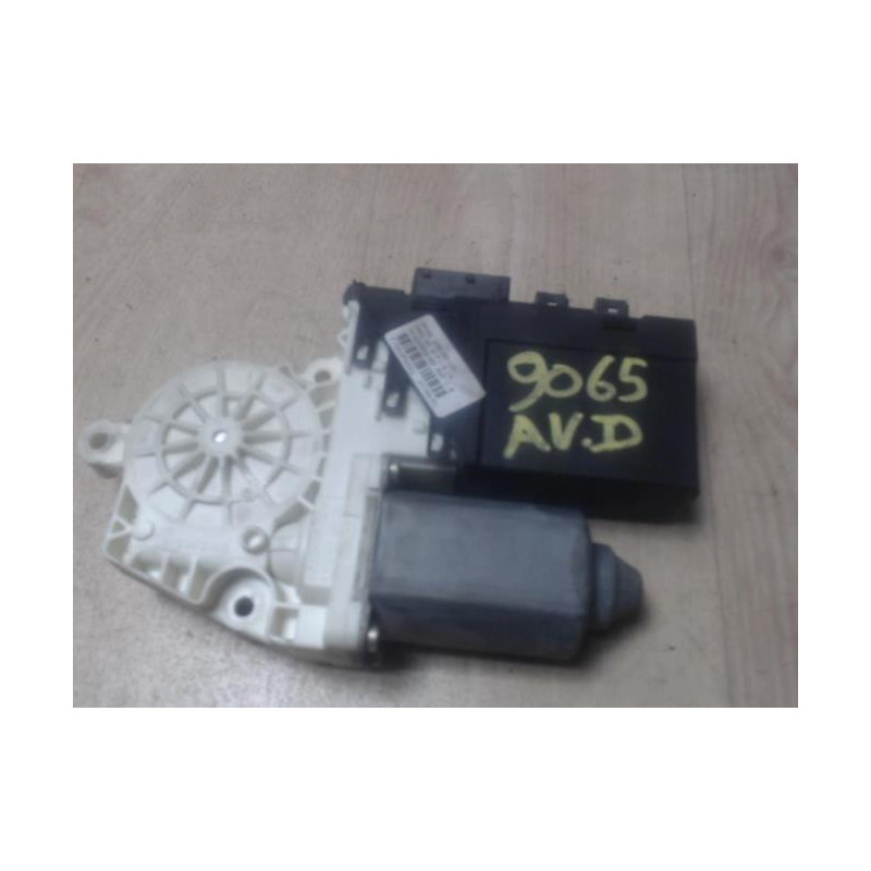 Moteur leve vitre avant droit CITROEN C5 1 PHASE 1 d’occasion