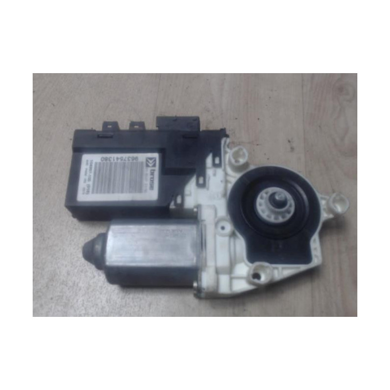 Moteur leve vitre avant droit CITROEN C5 1 PHASE 1 d’occasion