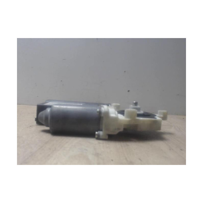 Moteur leve vitre avant droit CITROEN C5 1 PHASE 1 d’occasion