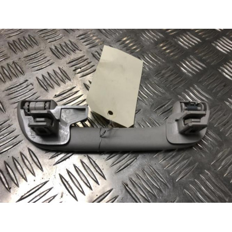 Poignee de maintien arriere gauche RENAULT CLIO 4 PHASE 1 BREAK d’occasion
