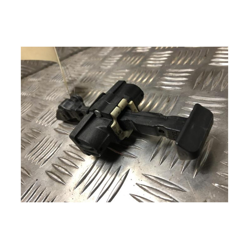 Tirant de porte avant gauche RENAULT CLIO 4 PHASE 1 BREAK d’occasion