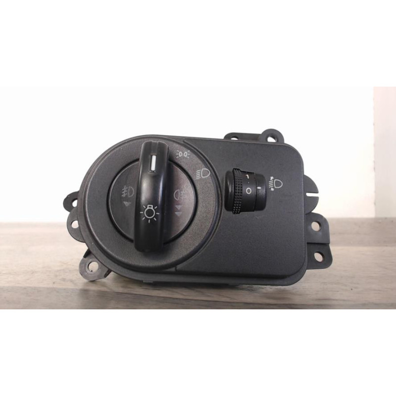 Commande de phare FORD FIESTA 5 PHASE 1 d’occasion