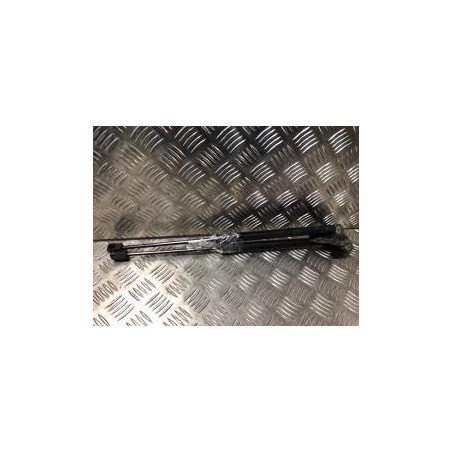 Verin de coffre RENAULT CLIO 4 PHASE 1 BREAK d’occasion