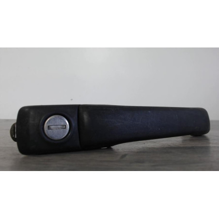 Poignee porte avant droit VOLKSWAGEN GOLF 3 d’occasion