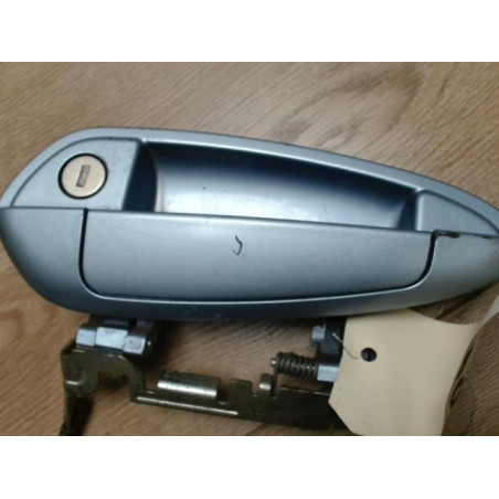 Poignee porte avant gauche FIAT GRANDE PUNTO d’occasion