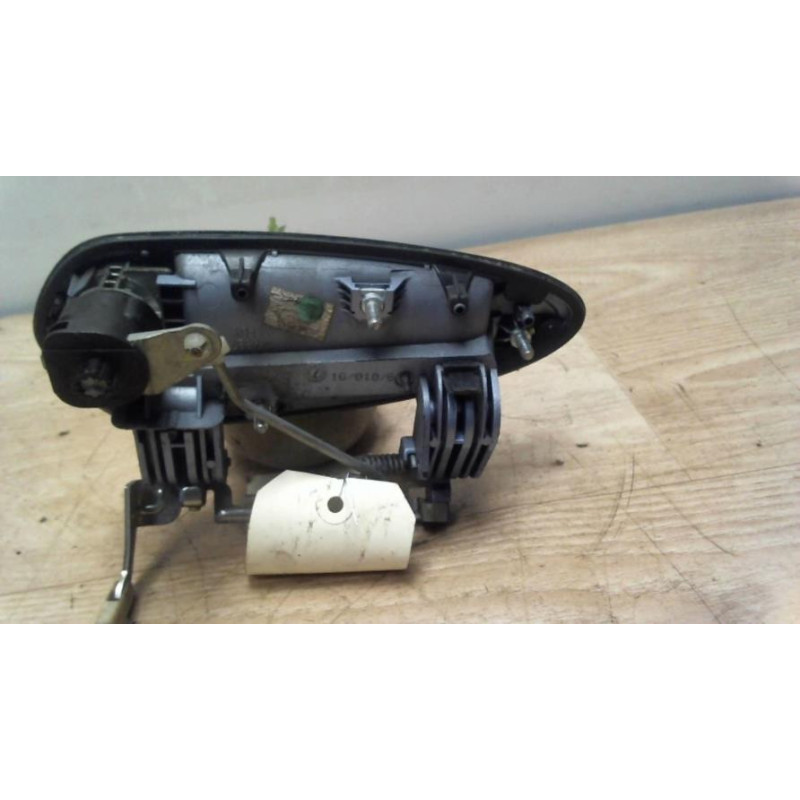Poignee porte avant droit FIAT GRANDE PUNTO d’occasion